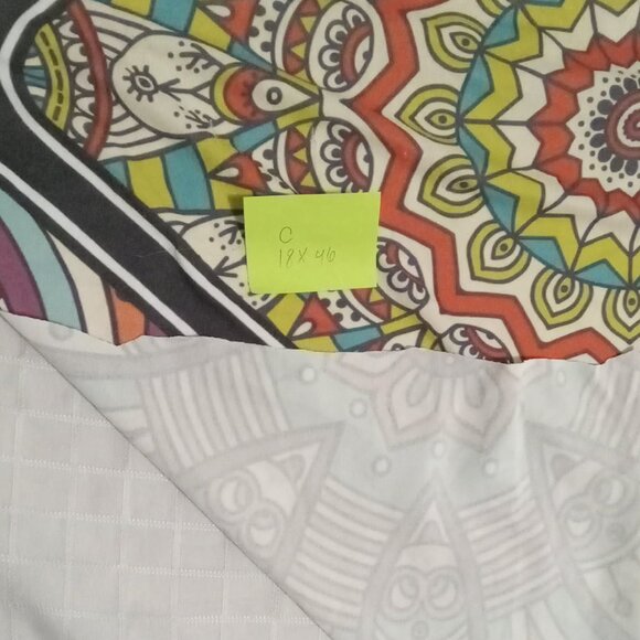C) Mandala design fabric - polyester/spandex (end of roll, last lenghts) - Picture 2 of 4